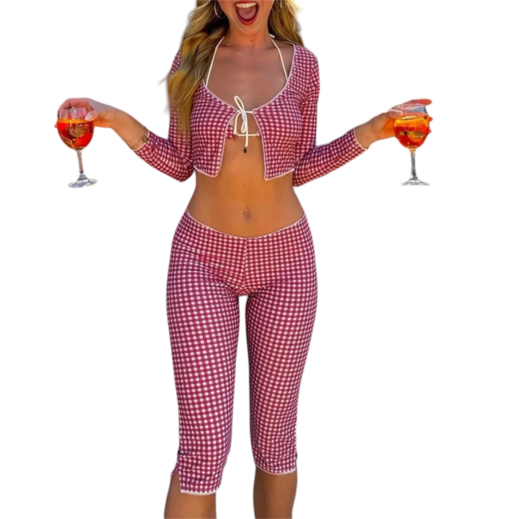 Red Gingham Two-Piece Set – Tie-Front Crop Top & Low-Waist Capris