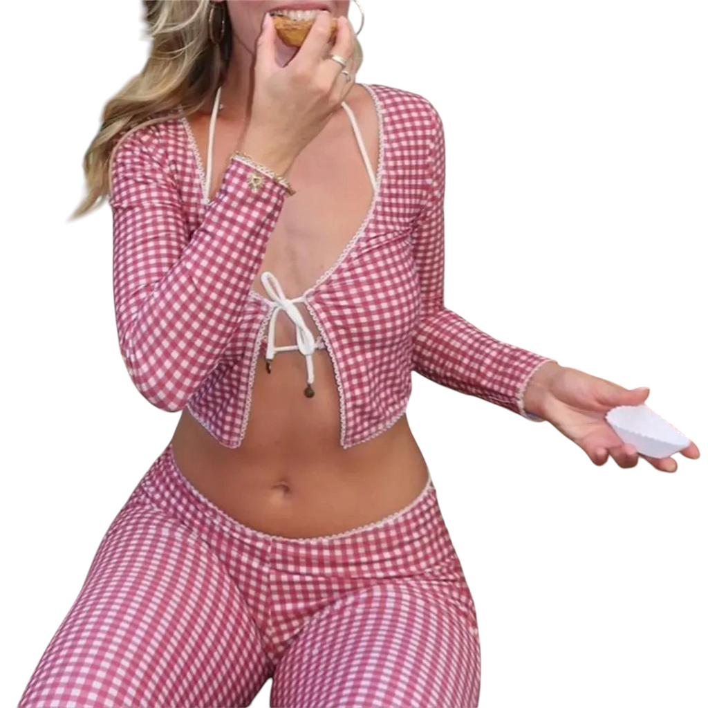 Red Gingham Two-Piece Set – Tie-Front Crop Top & Low-Waist Capris